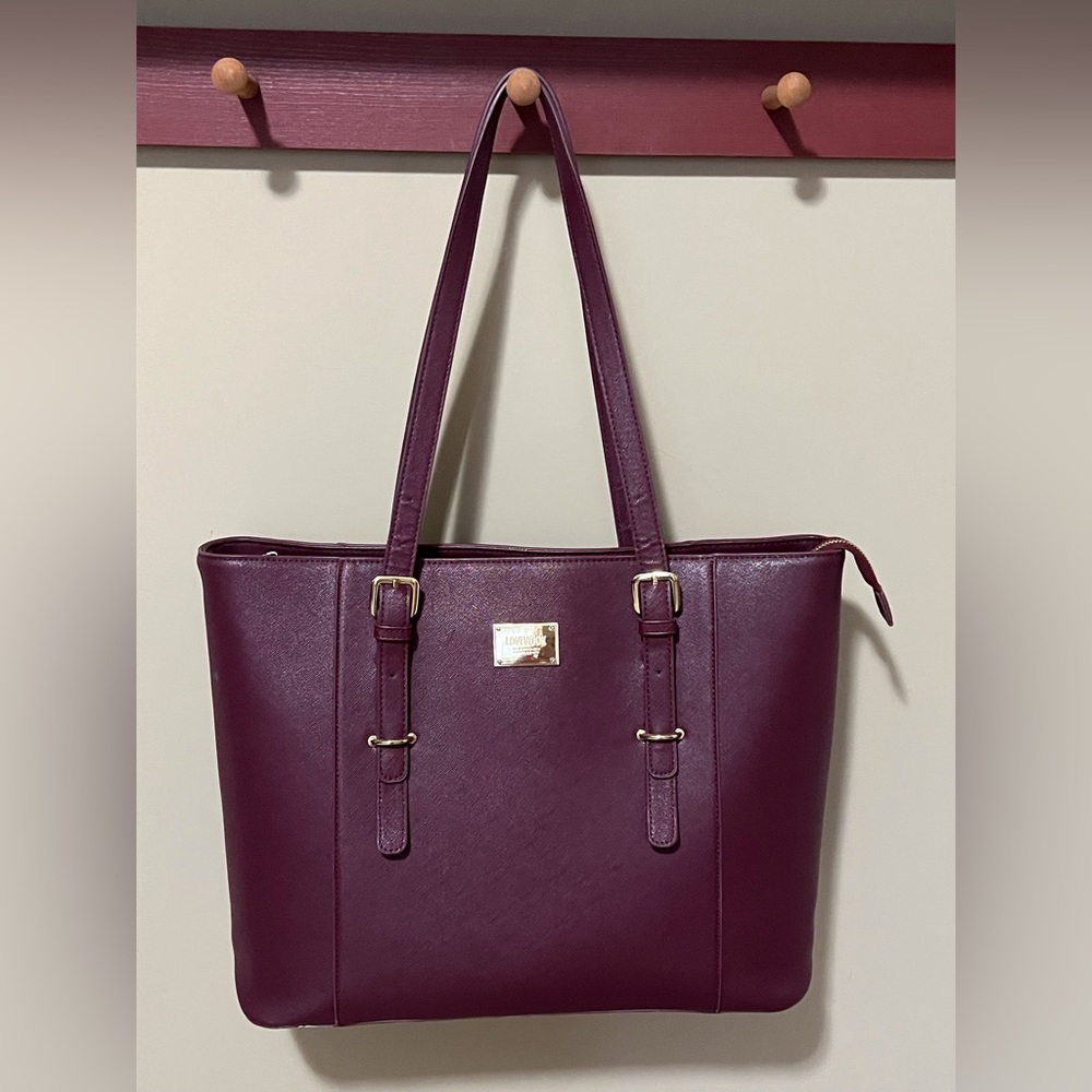 Lovevook computer tote